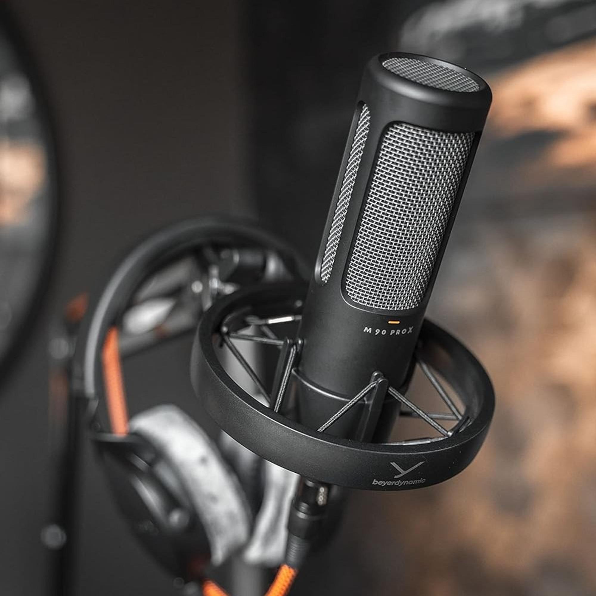 Beyerdynamic M90 Pro