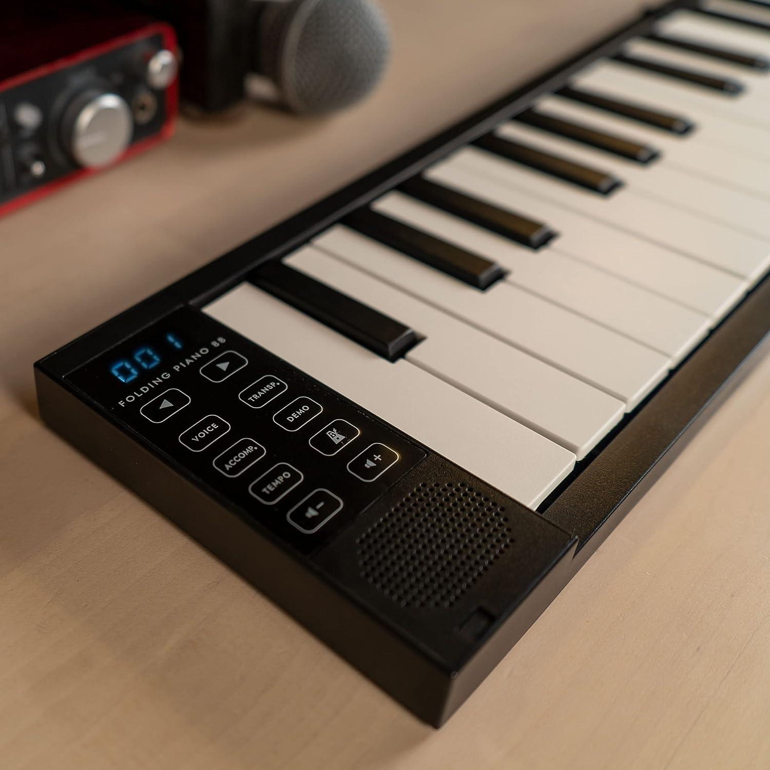 Carry-On 88 key folding piano black