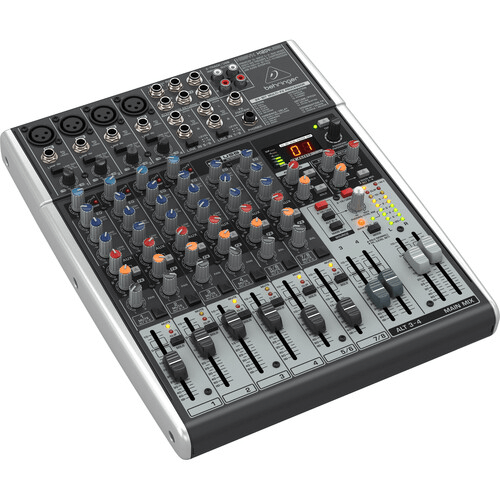 Behringer Xenyx X1204USB