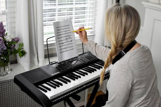 Alesis Harmony 61 MKII